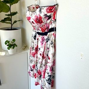 WHBM Floral Strapless GORGEOUS GOWN